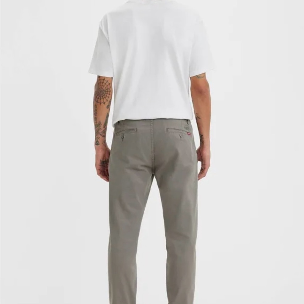 NWOT - Levi’s XX Chino Standard Taper. Popular style and color